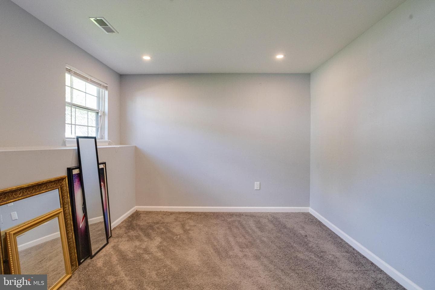 806 Balboa Avenue photo 37