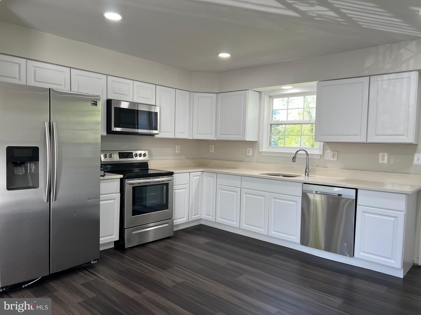 6604 Suitland Road photo 19