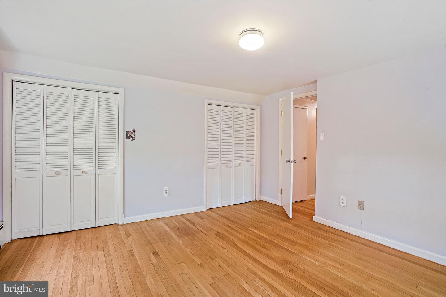 8901 Hickory Hill Avenue photo 32