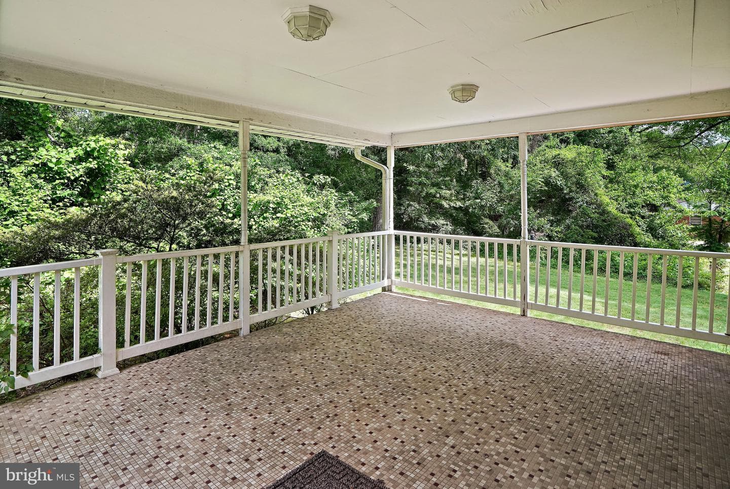 8901 Hickory Hill Avenue photo 37