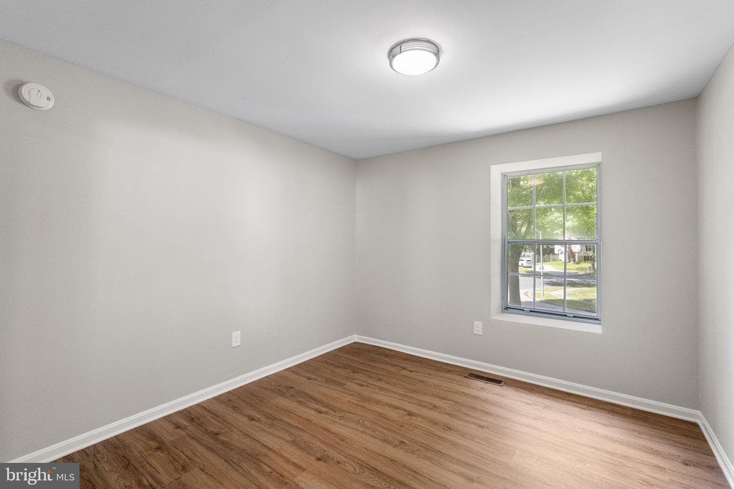 3001 Antler Court N photo 33