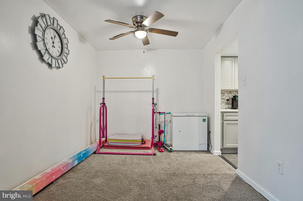 8613 Binghampton Place photo 11
