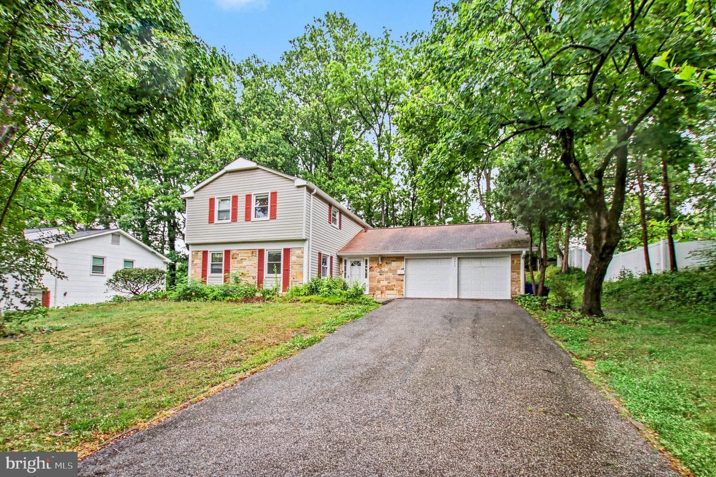 1405 Peachwood Lane photo 3