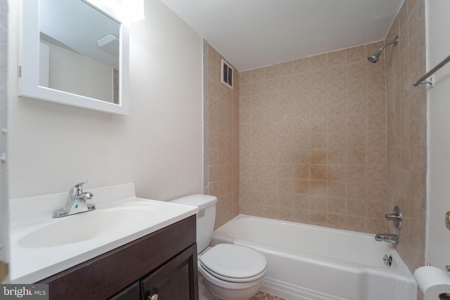 1822 Metzerott Road #308 photo 16
