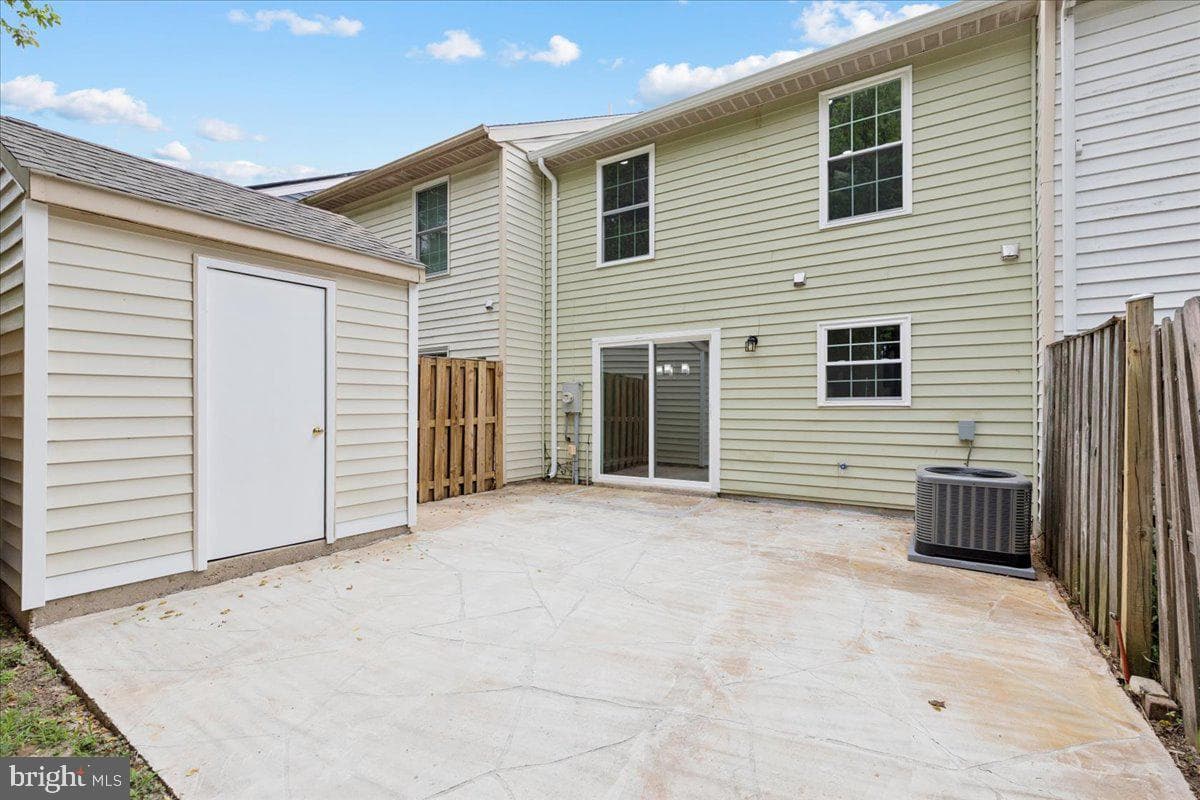 14404 Marlborough Drive photo 31