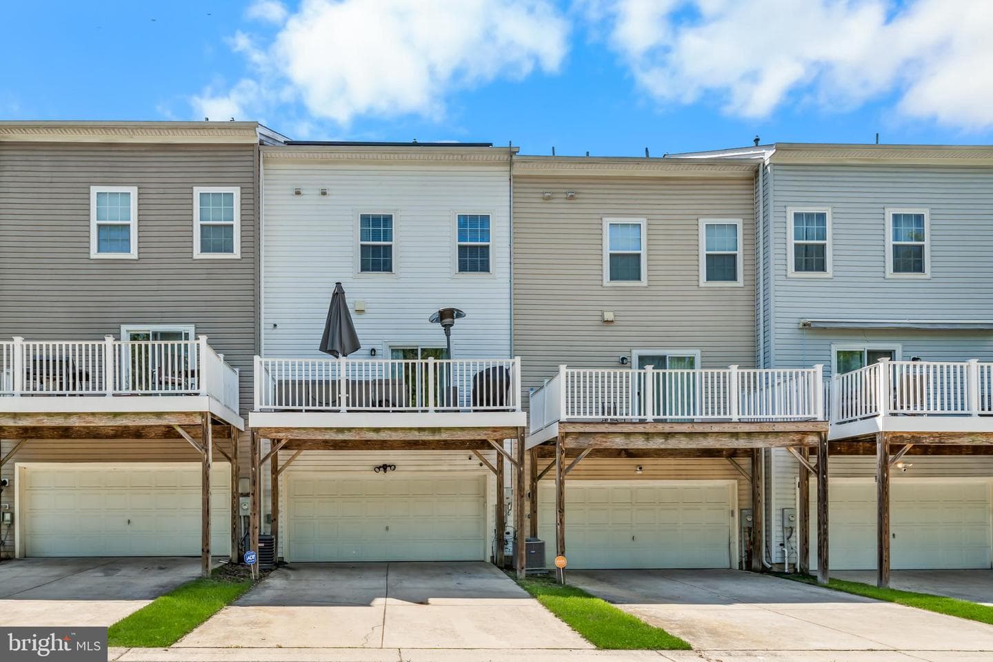 516 Victorianna Drive photo 28