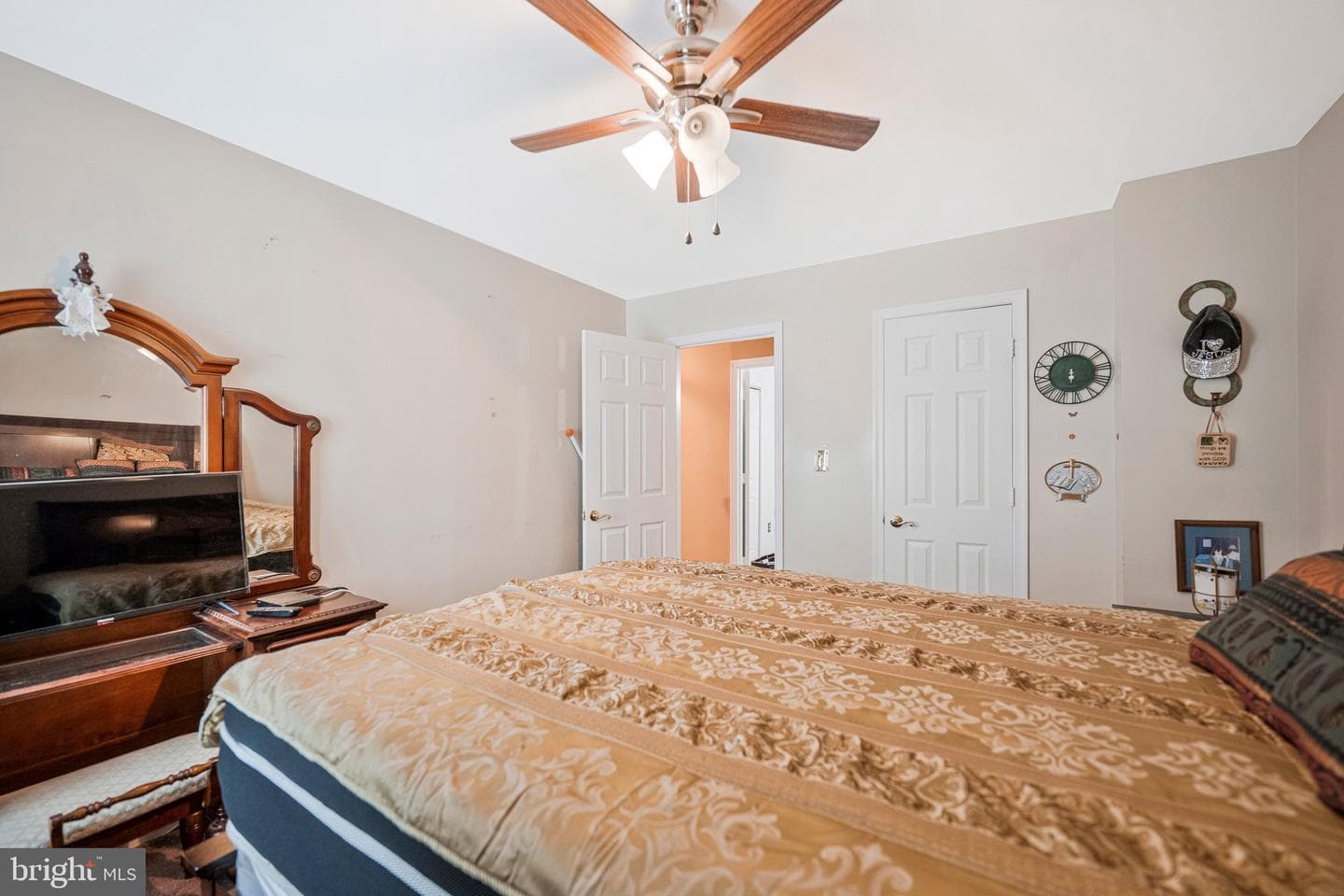 8811 Gladeside Drive photo 28