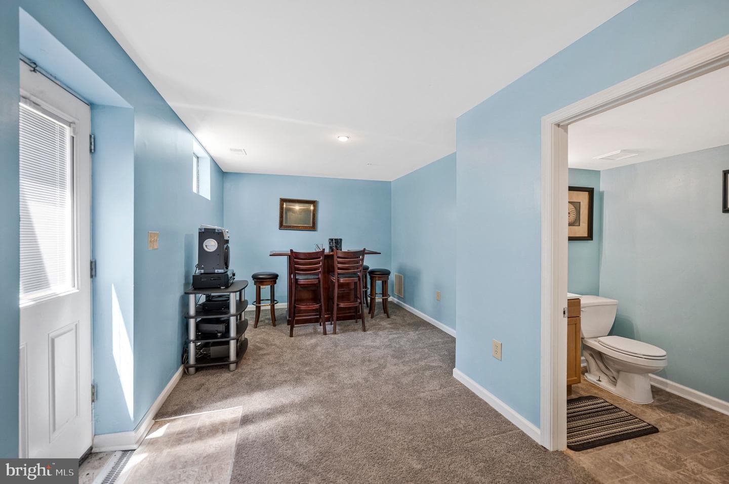 8811 Gladeside Drive photo 34