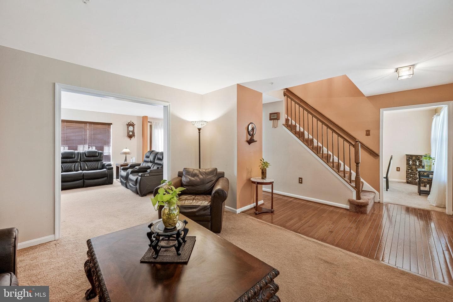 8811 Gladeside Drive photo 5