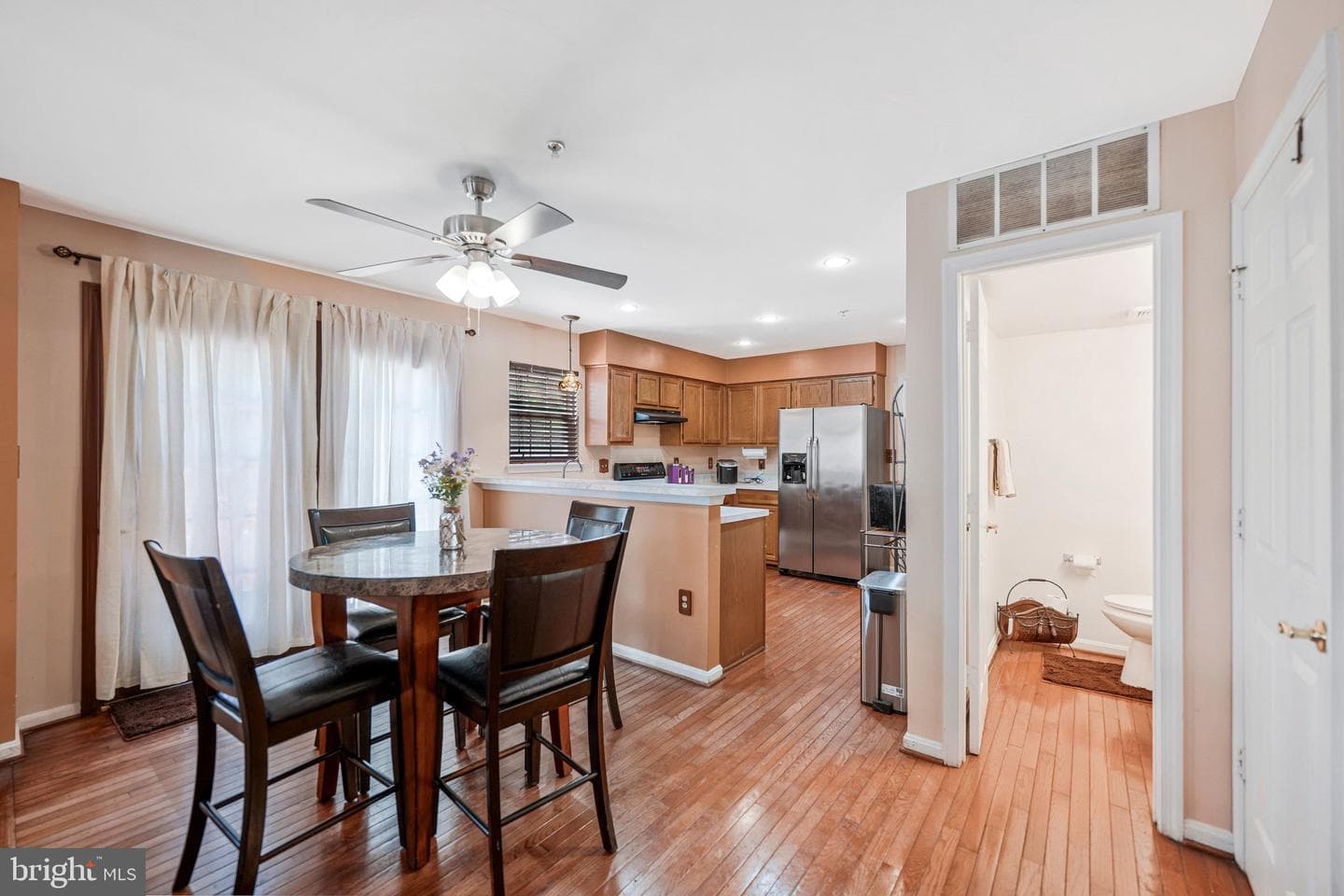 8811 Gladeside Drive photo 9