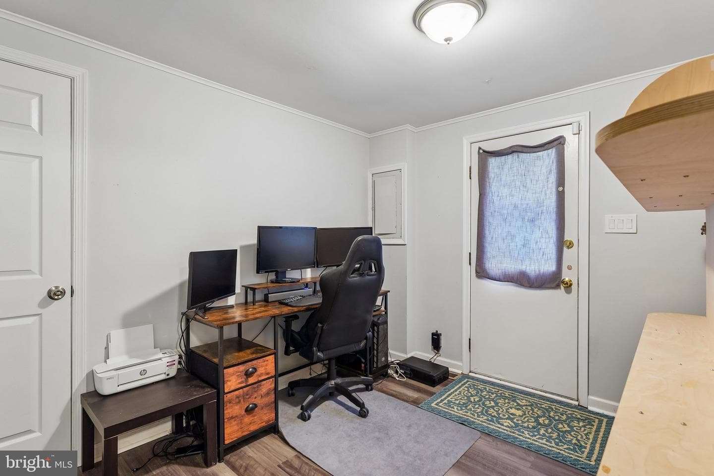 8615 Myrtle Avenue photo 10