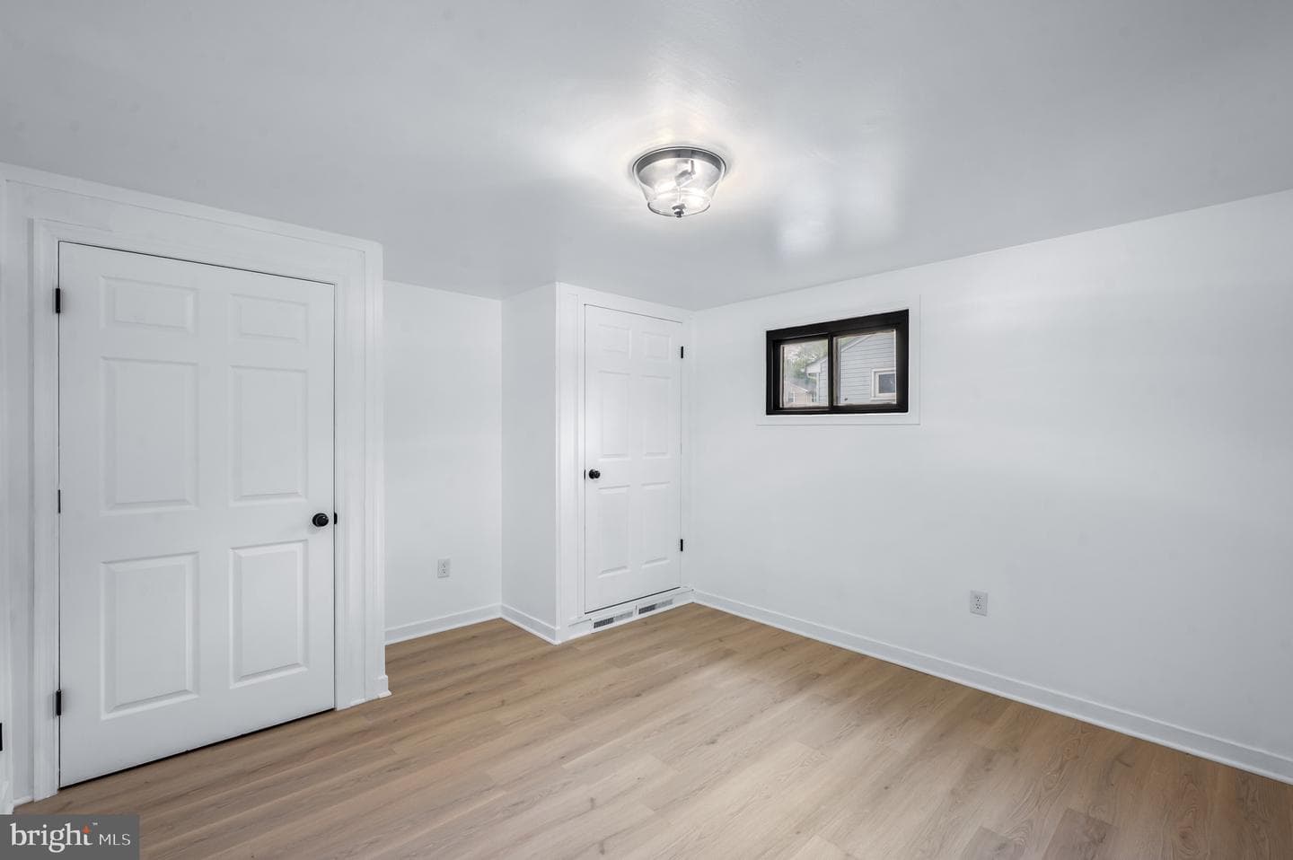 506 Barrymore Drive photo 17