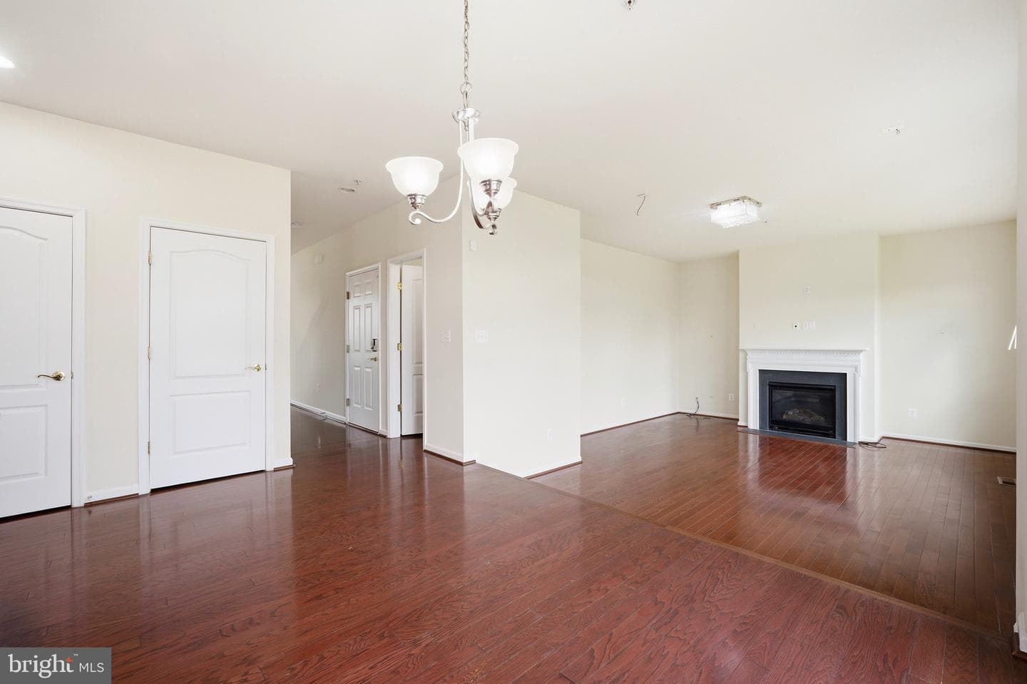 7108 Sudley Avenue photo 17