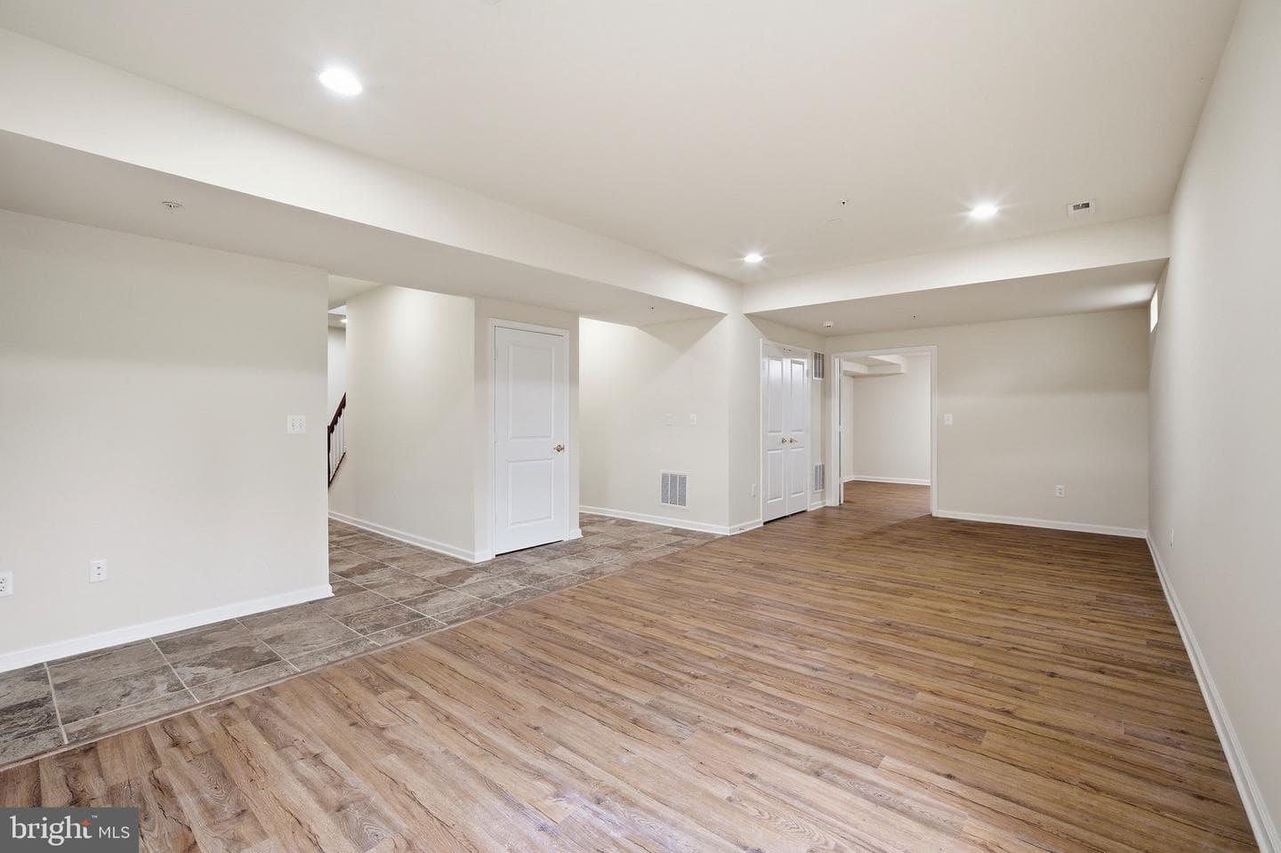 7108 Sudley Avenue photo 40