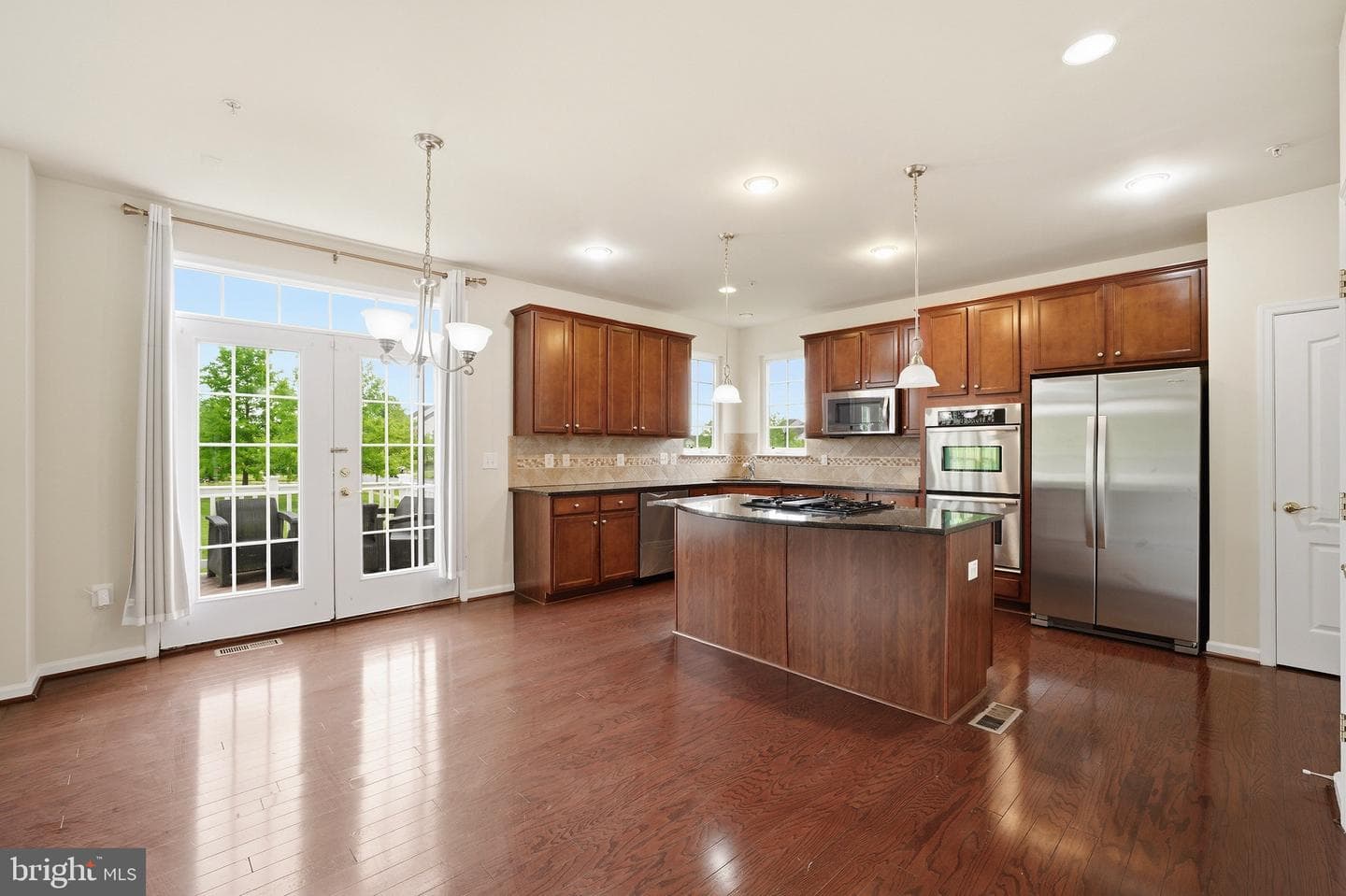 7108 Sudley Avenue photo 8