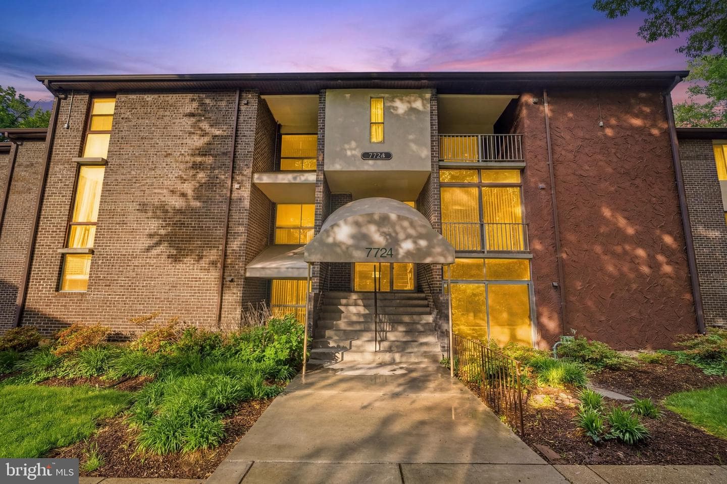 7724 Hanover Parkway #301 (190) photo 2