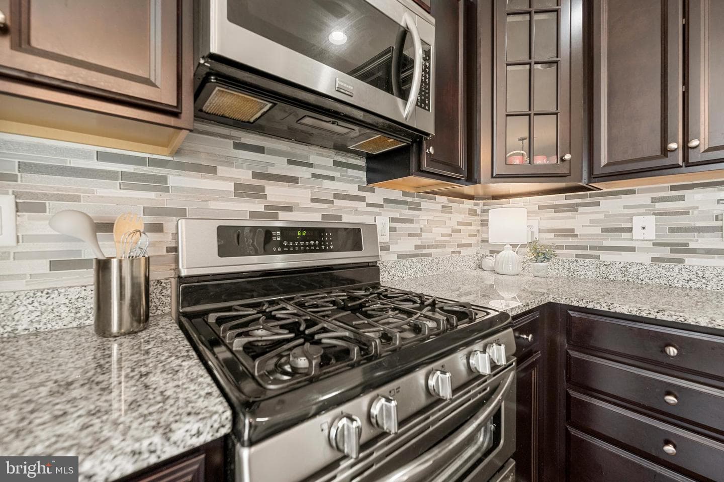 9810 Smithview Place photo 5