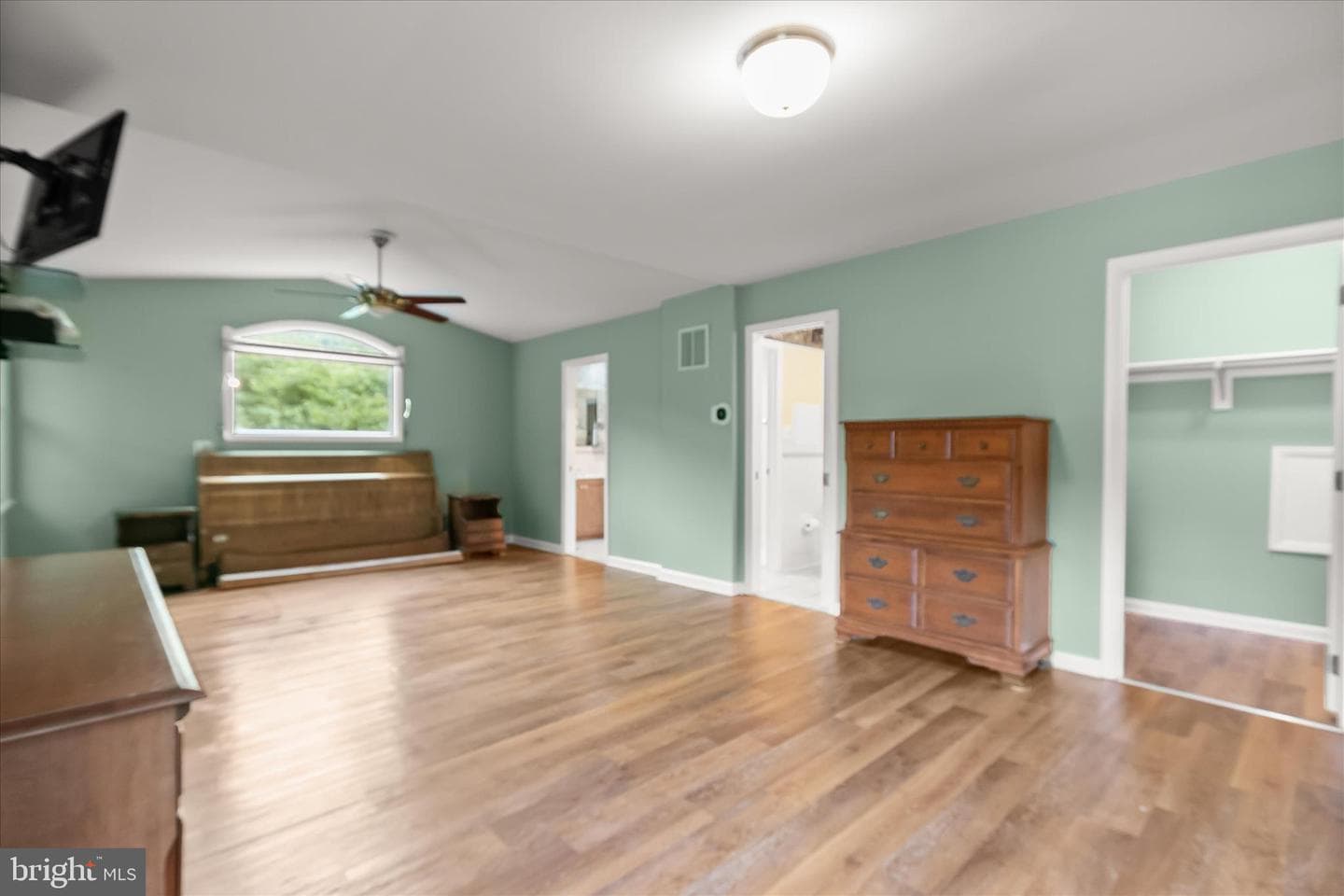 6609 Mccahill Terrace photo 23
