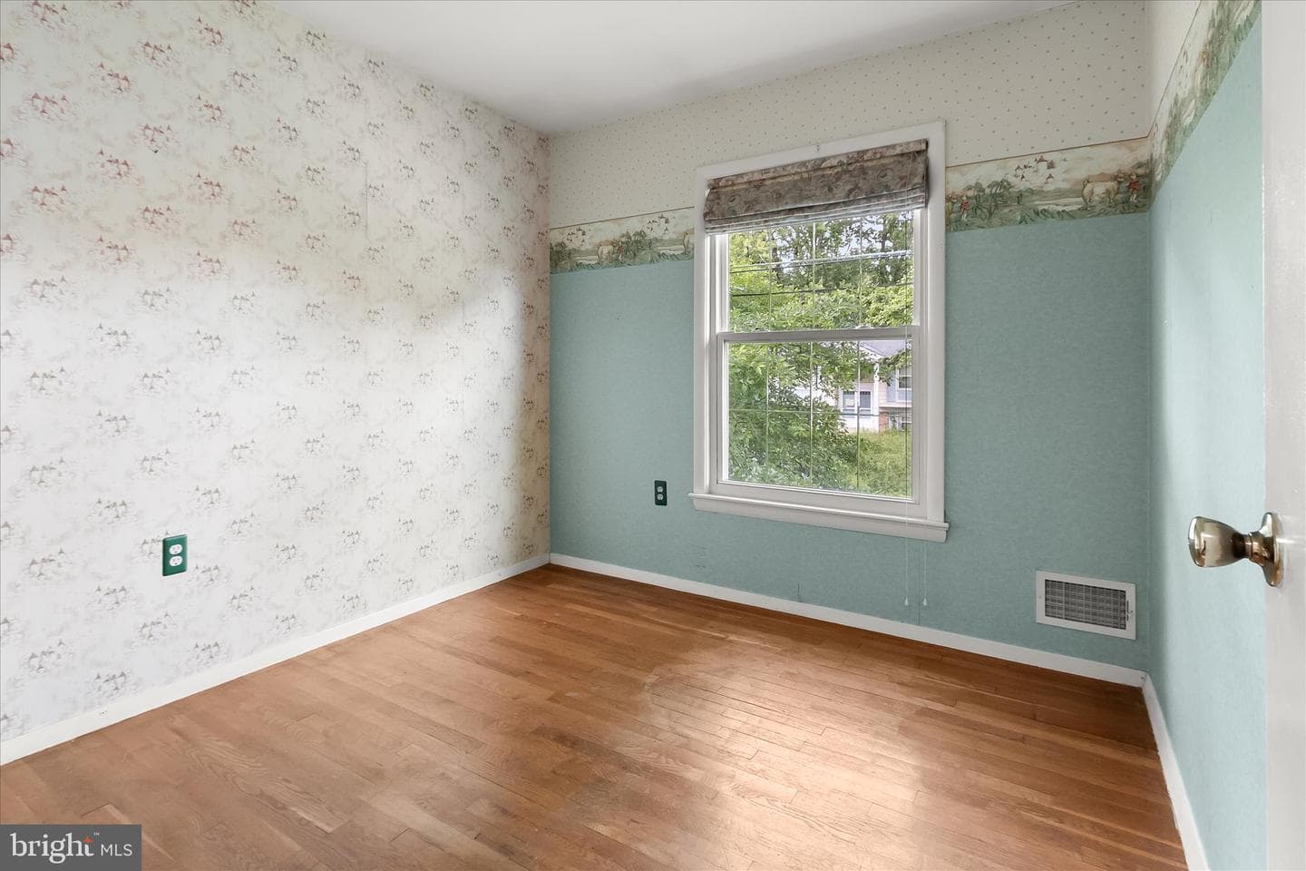 6609 Mccahill Terrace photo 37