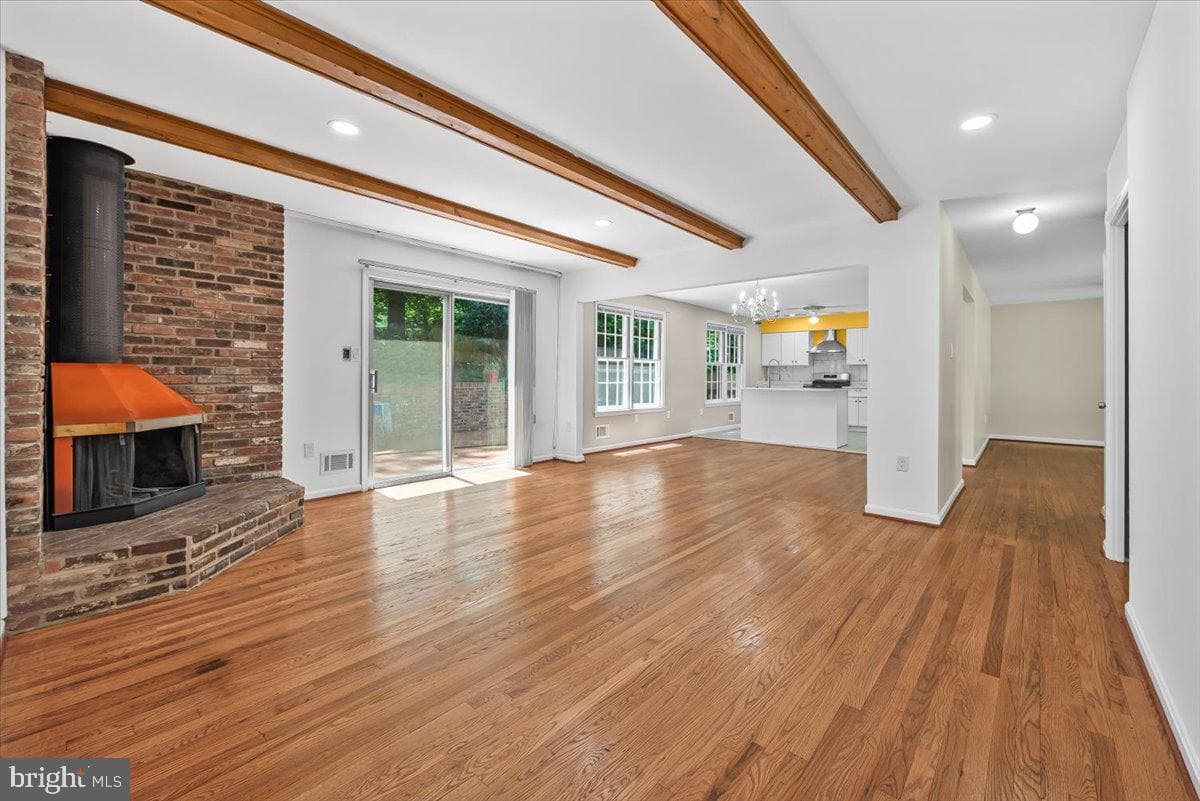11805 N Marlton Avenue photo 17