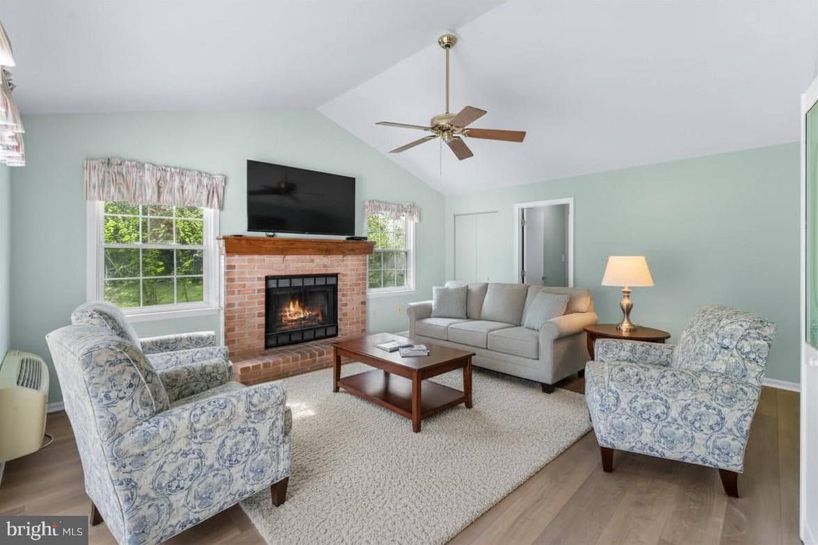 12106 Foxhill Lane photo 13