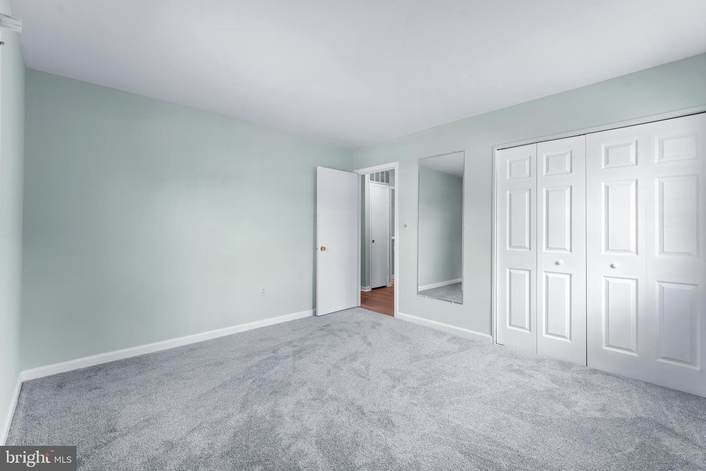 12106 Foxhill Lane photo 19