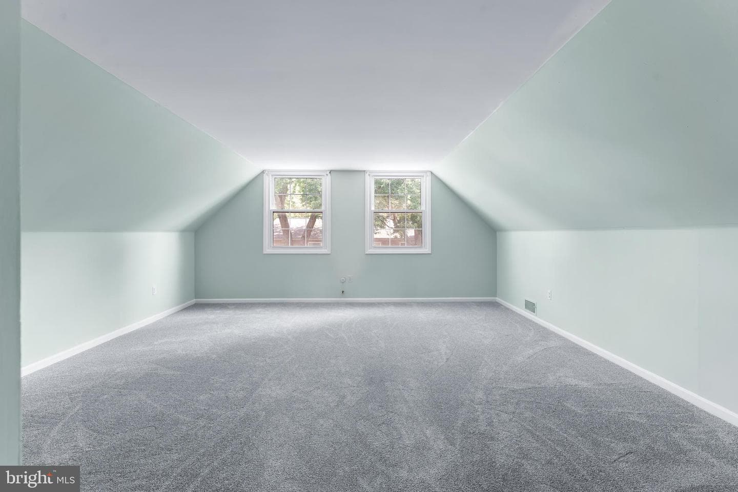 12106 Foxhill Lane photo 28