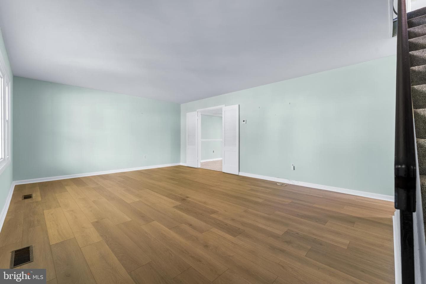 12106 Foxhill Lane photo 4