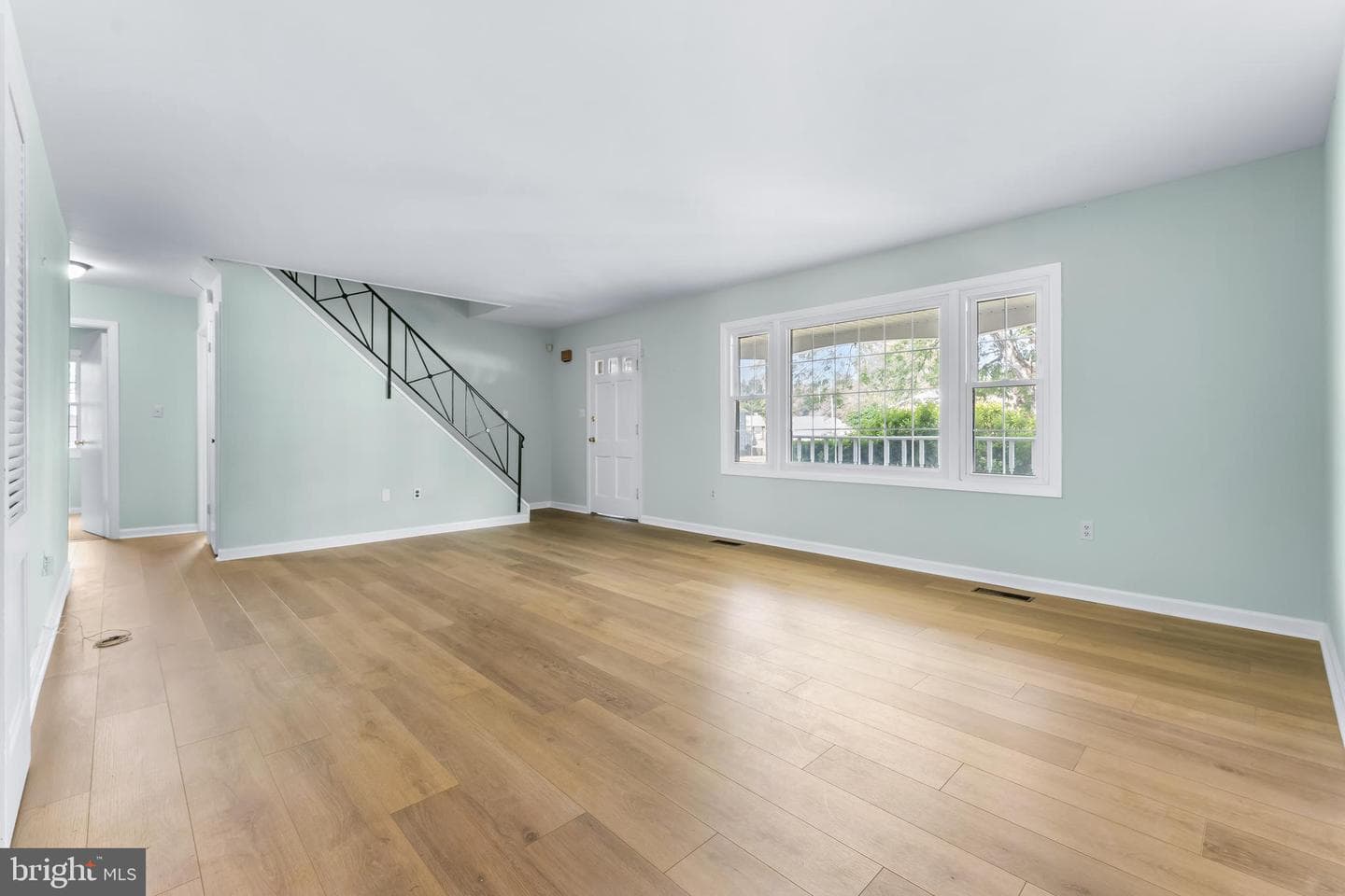 12106 Foxhill Lane photo 6