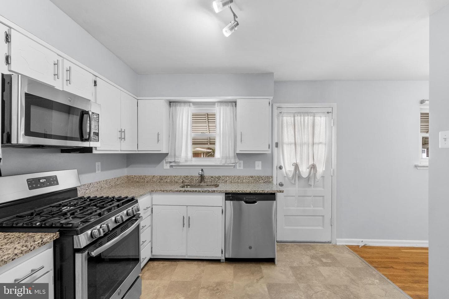 1201 Chillum Manor Road photo 20