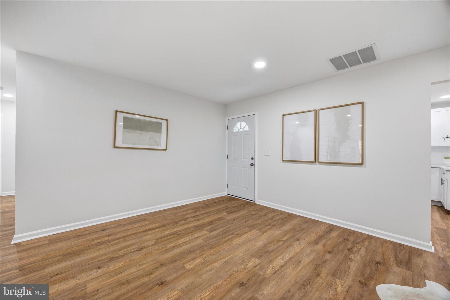 4001 Yarmouth Lane photo 16