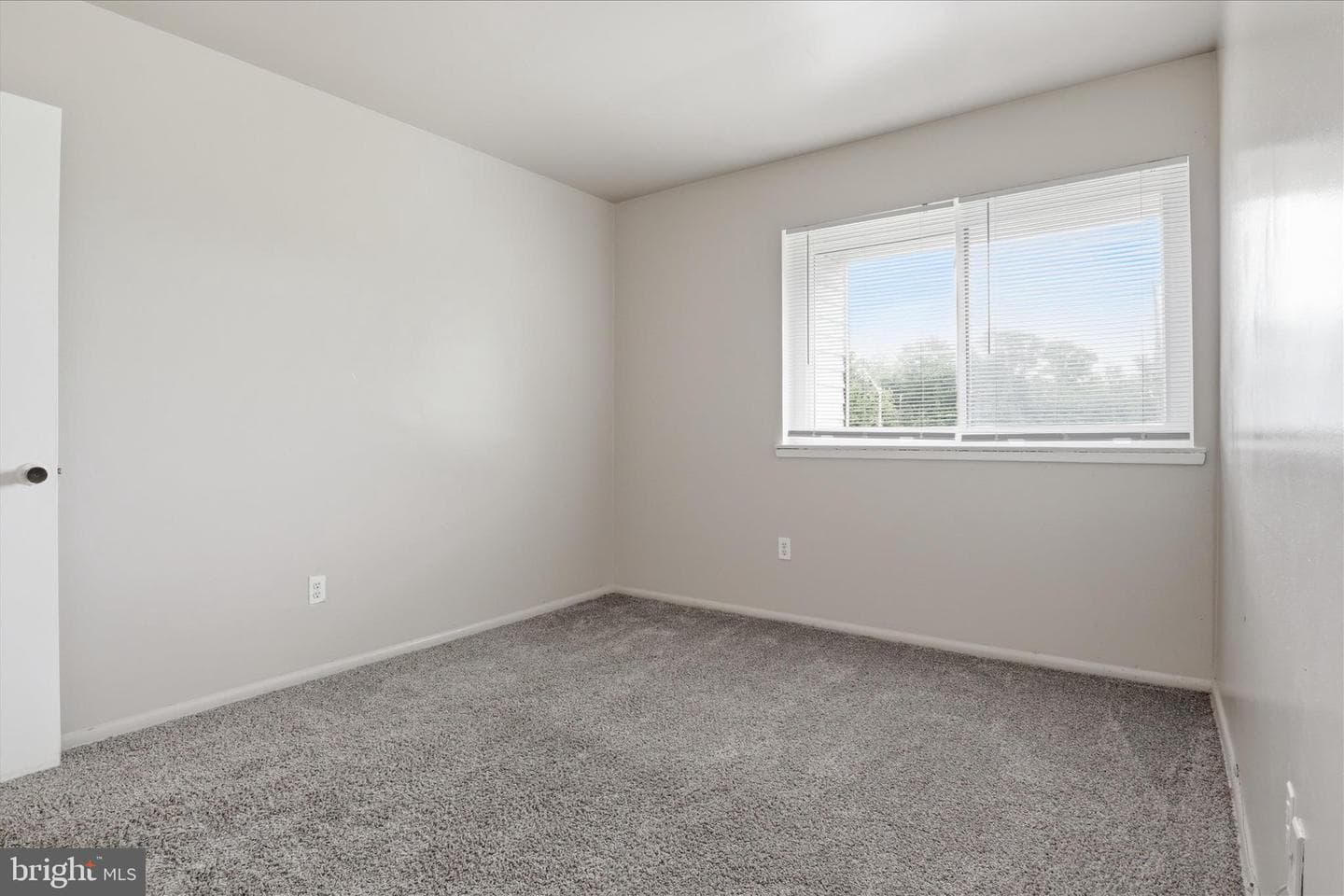 10214 Prince Place #8-202 photo 18
