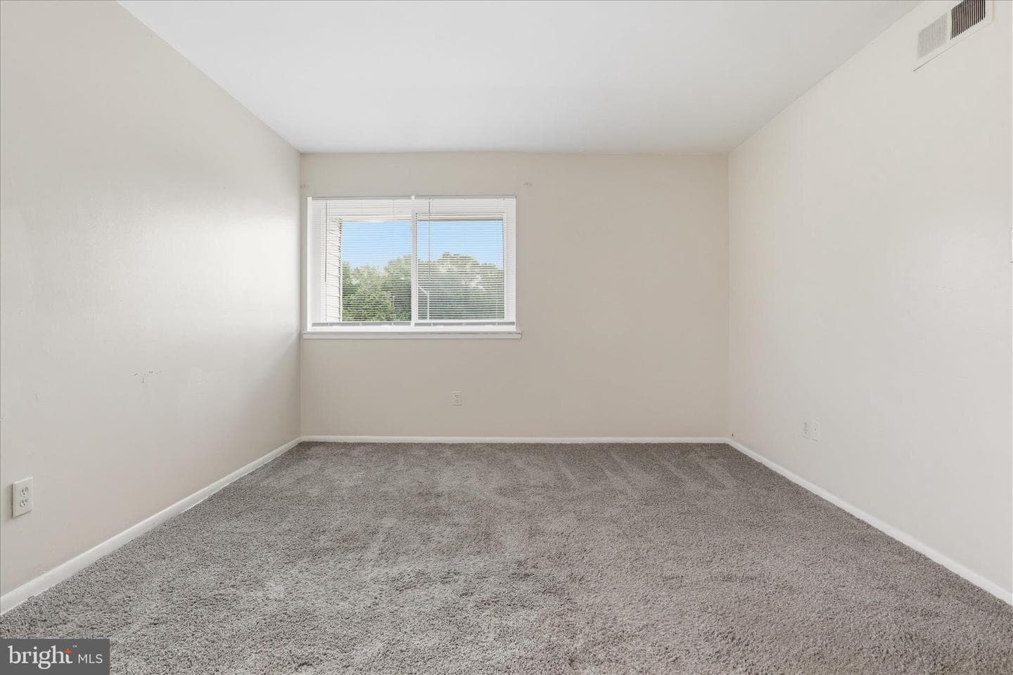 10214 Prince Place #8-202 photo 21
