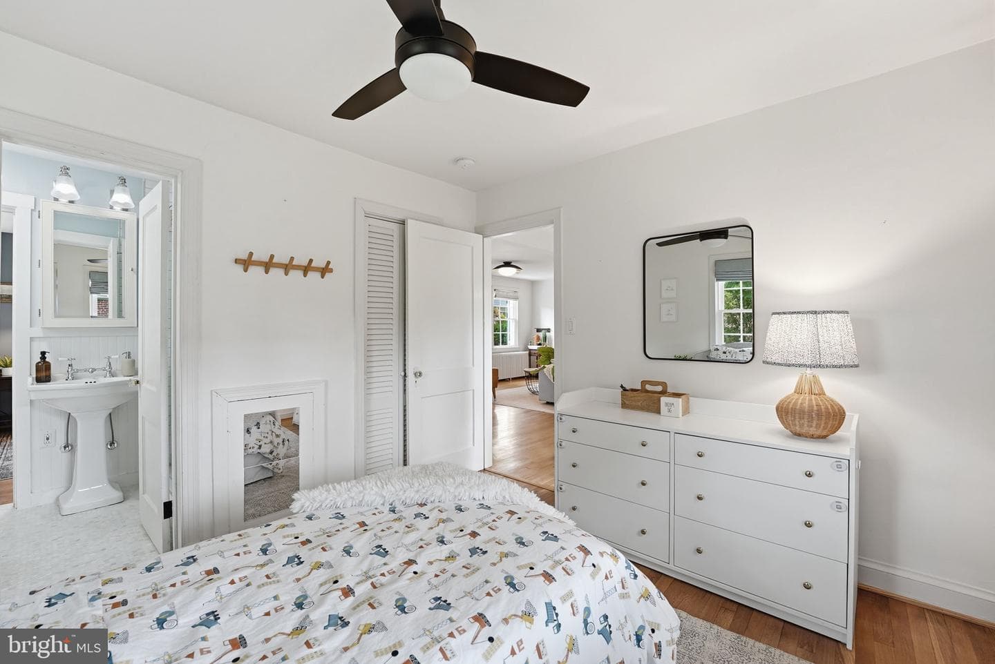 5014 Hollywood Road photo 19