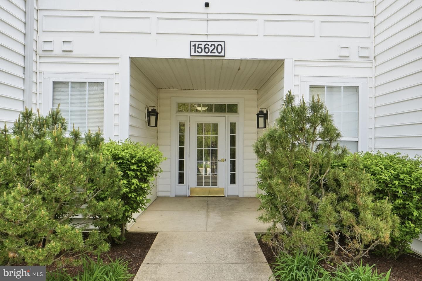 15620 Everglade Lane #401 photo 35