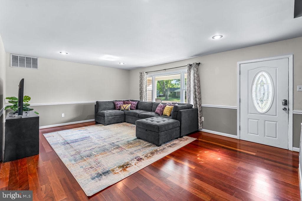 13455 Overbrook Ln photo 7