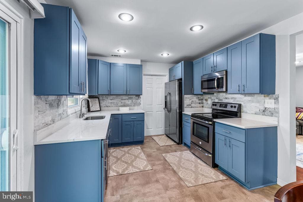 13455 Overbrook Ln photo 8