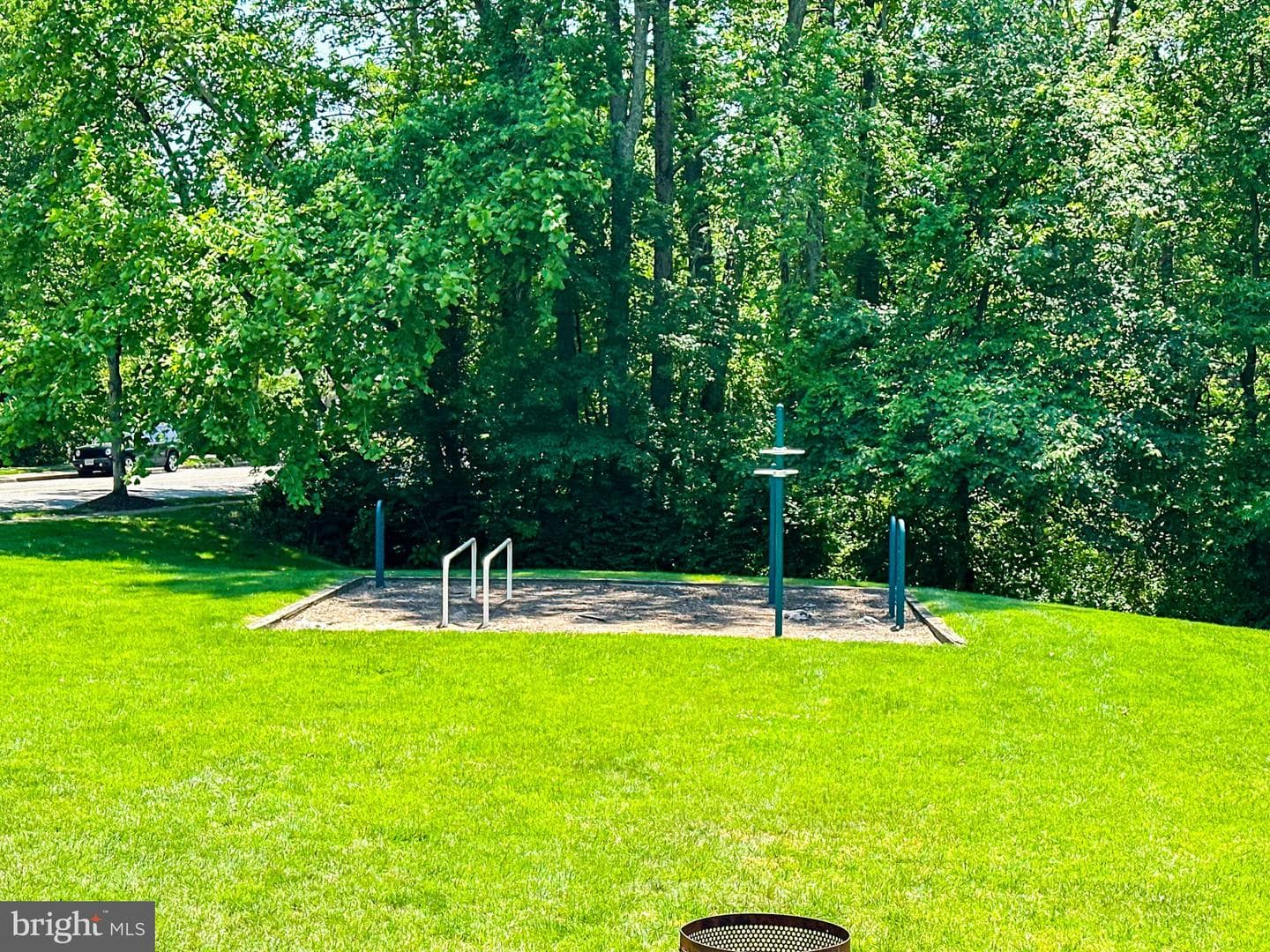4000 Eastview Court photo 24