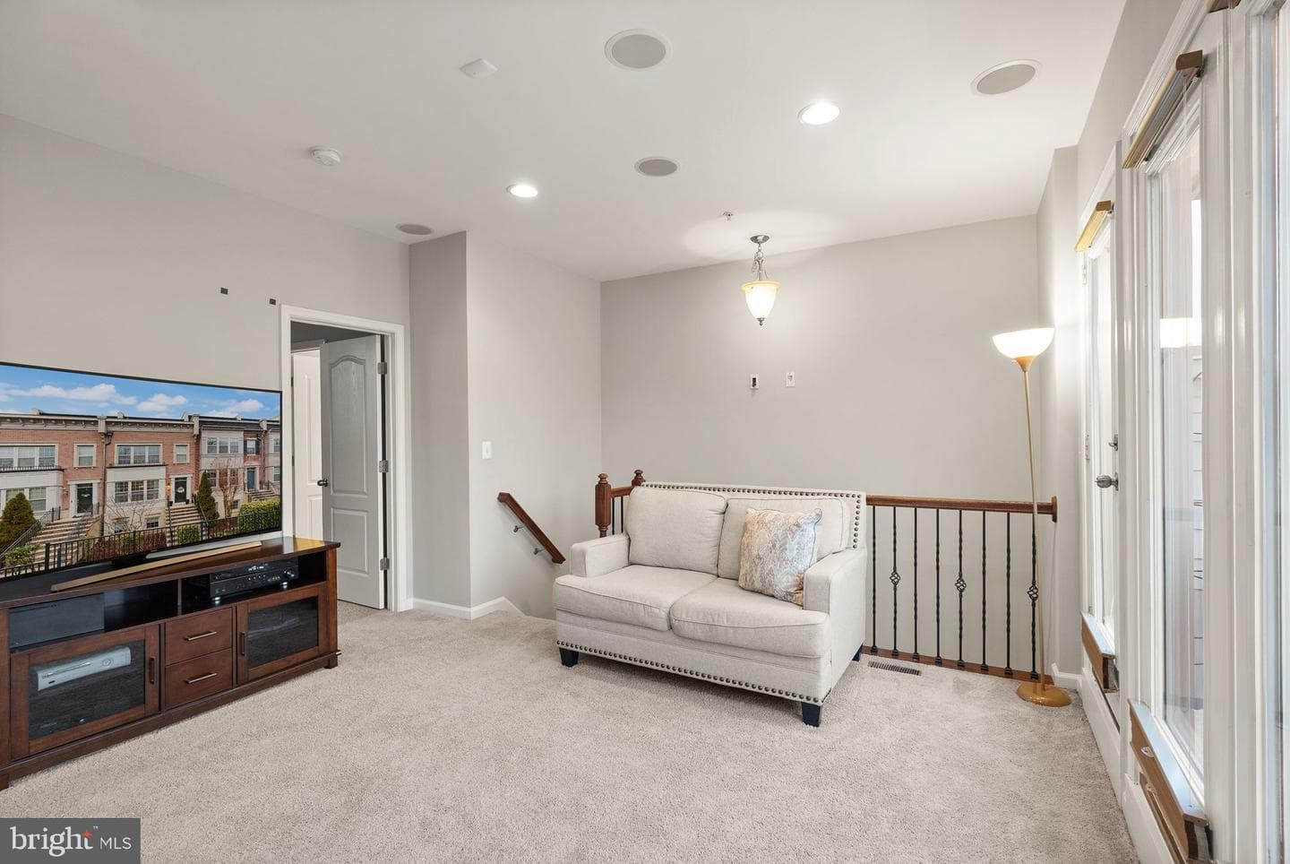 517 Overlook Park Dr # 47 photo 34
