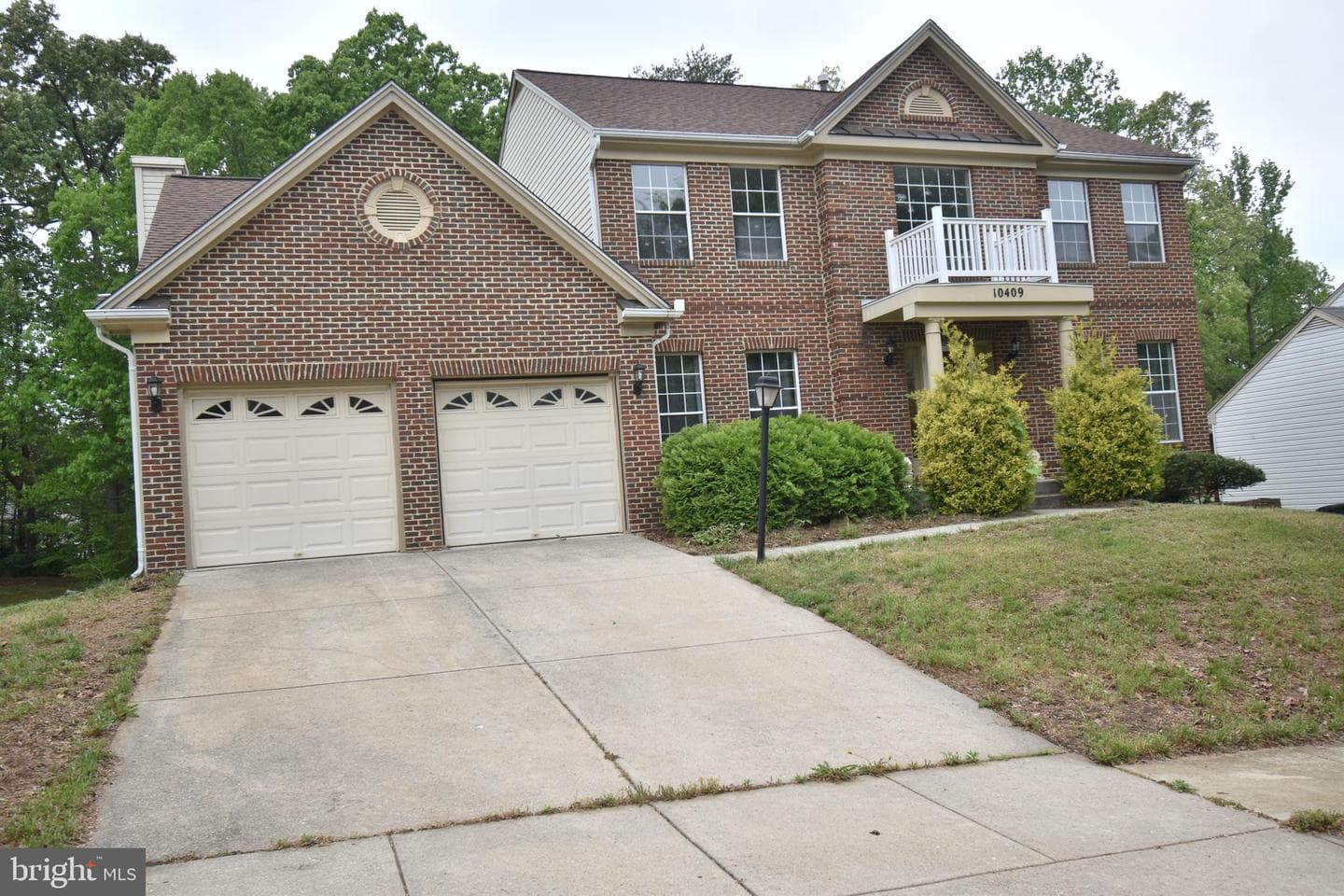 10409 Blackstone Ave photo 1