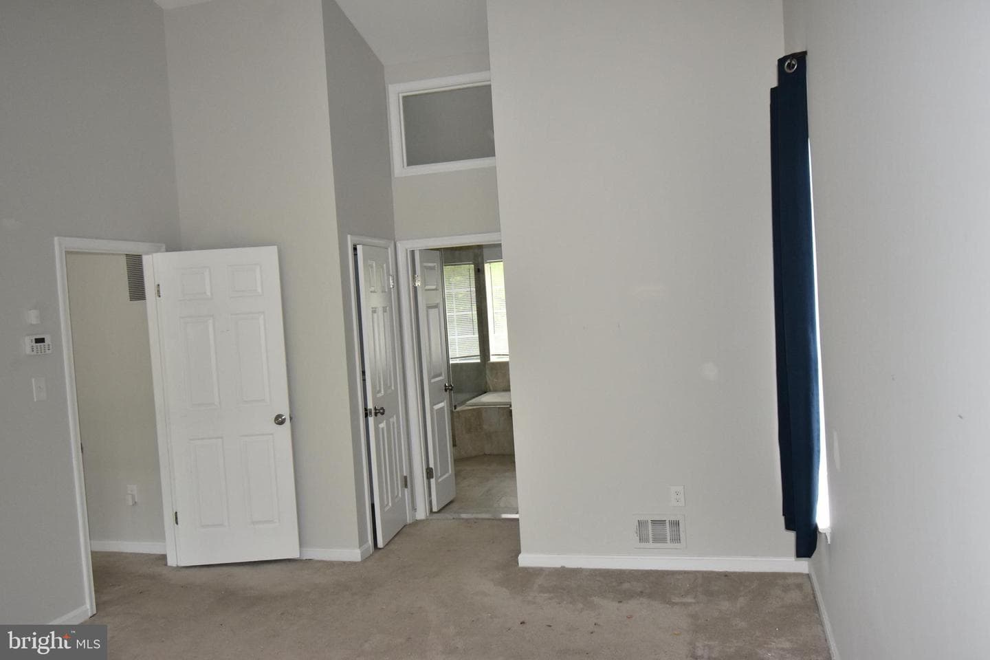 10409 Blackstone Ave photo 10
