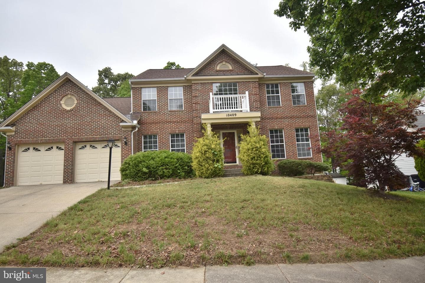 10409 Blackstone Ave photo 2