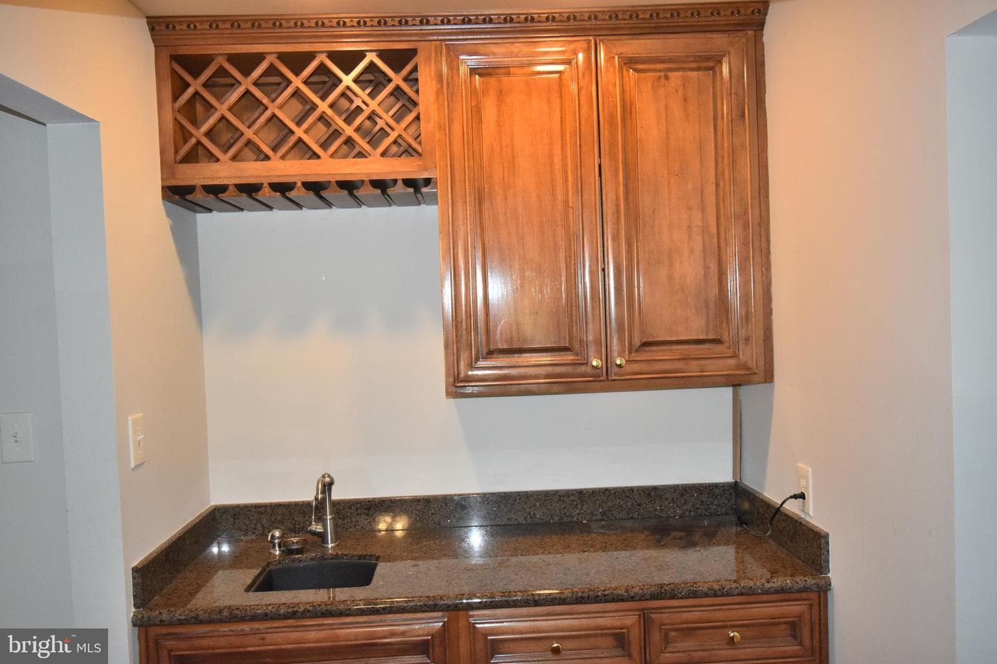 10409 Blackstone Ave photo 6