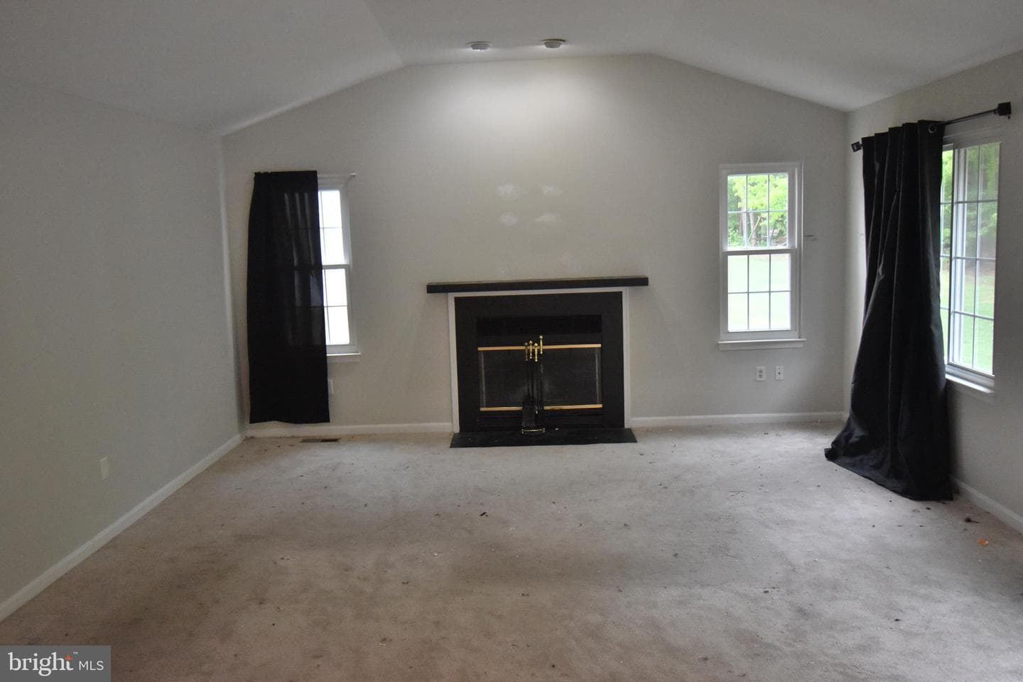 10409 Blackstone Ave photo 8
