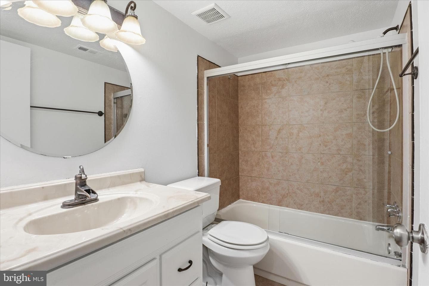 7818 Hanover Parkway #101 photo 20