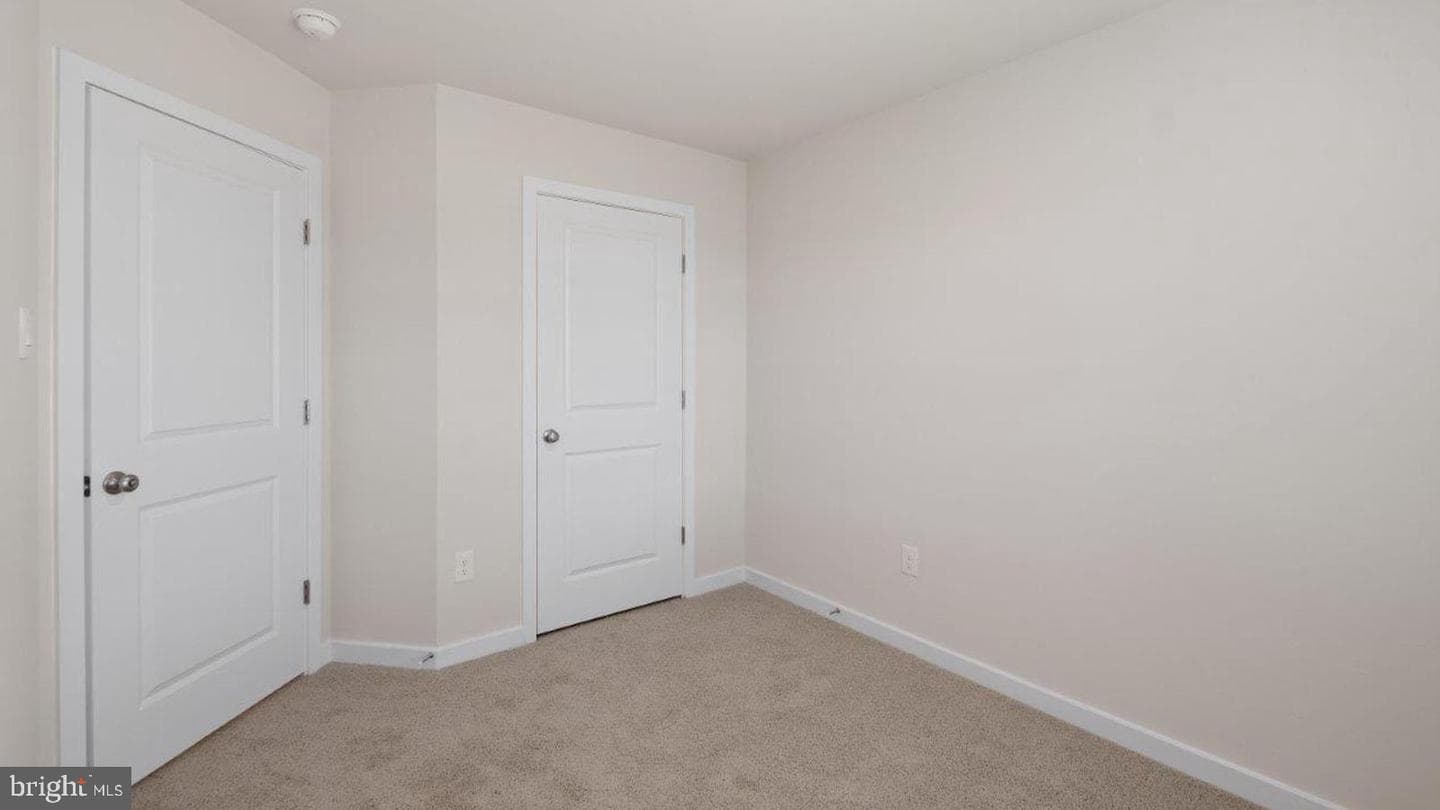 7526 Silver Thread Way photo 17