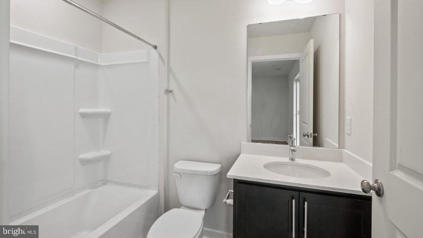 7526 Silver Thread Way photo 22