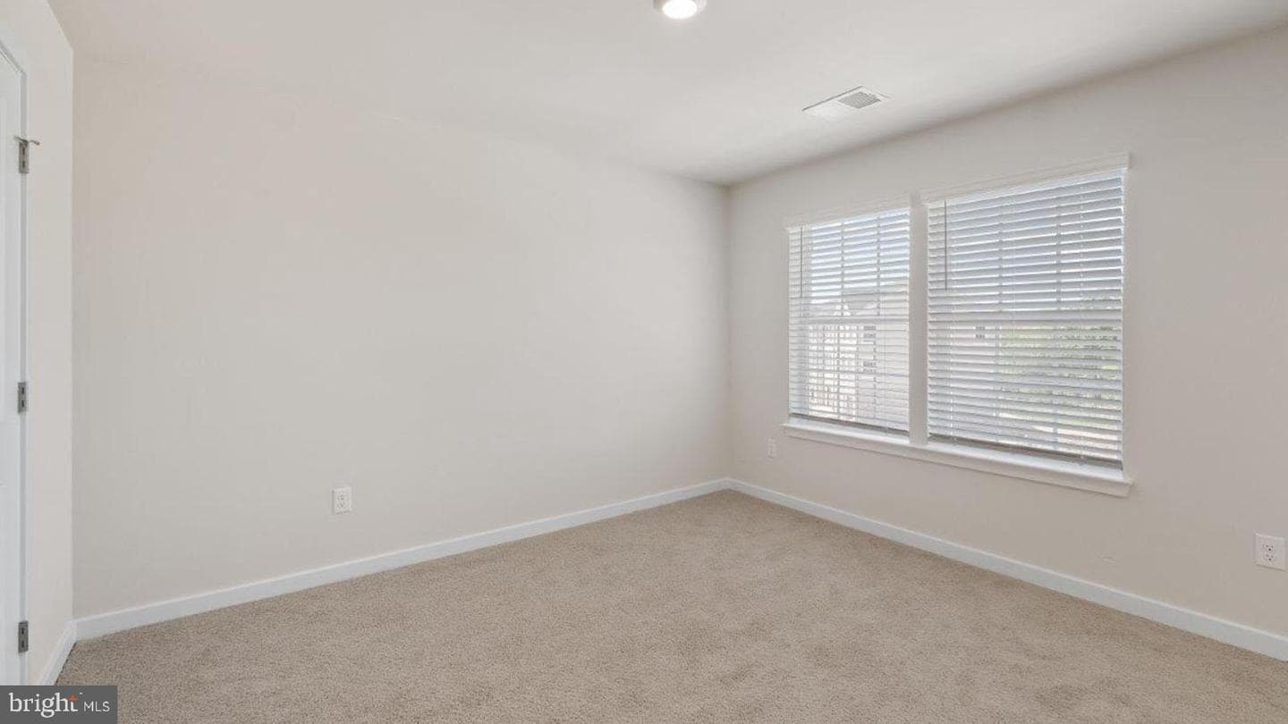7526 Silver Thread Way photo 28