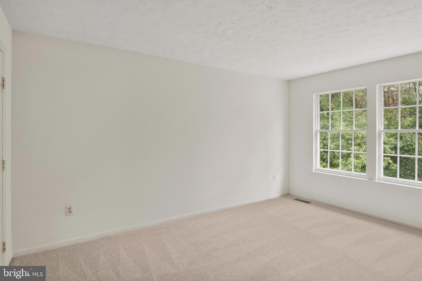 12700 Quarterhorse Drive photo 30