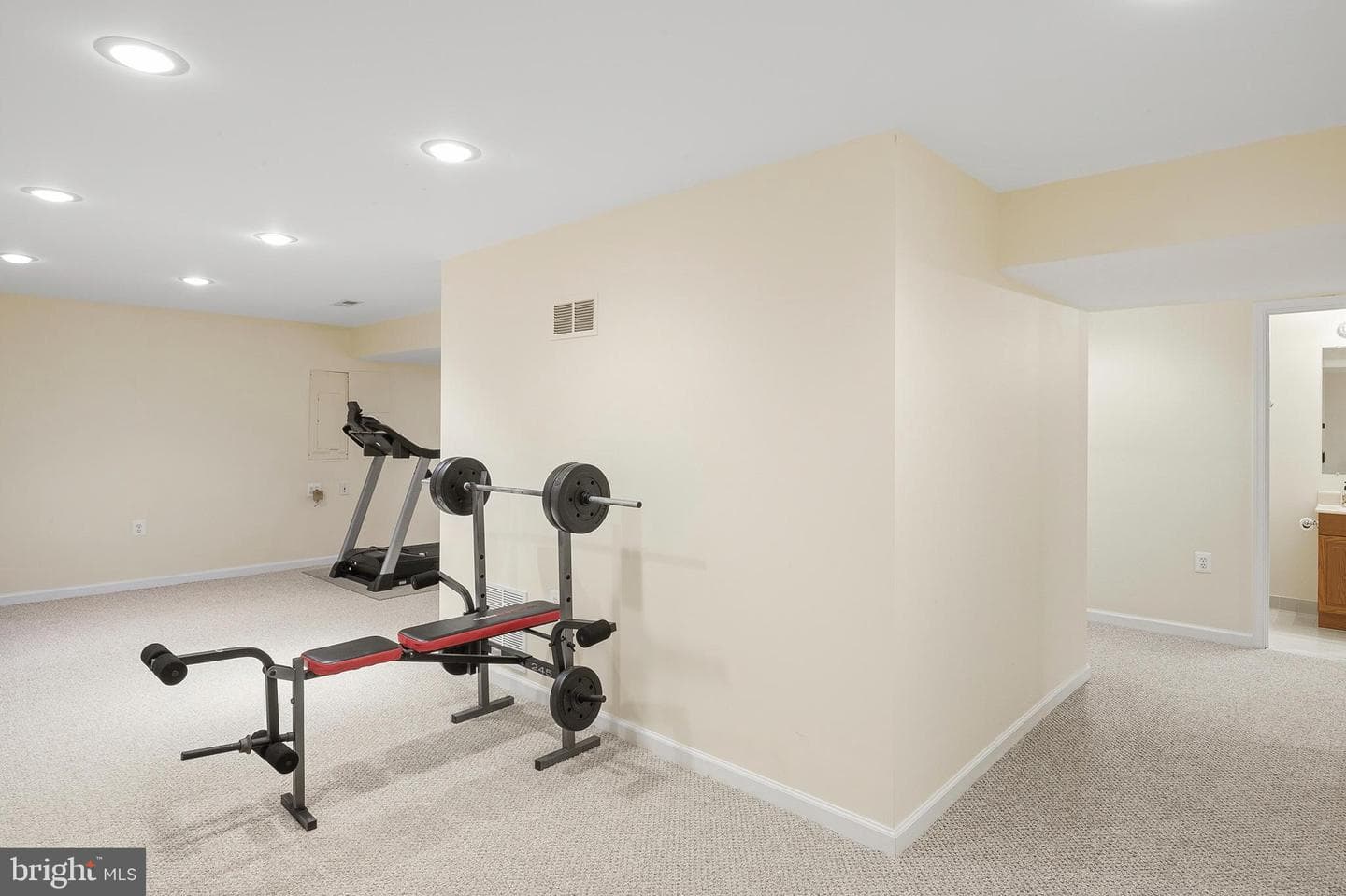 12700 Quarterhorse Drive photo 39